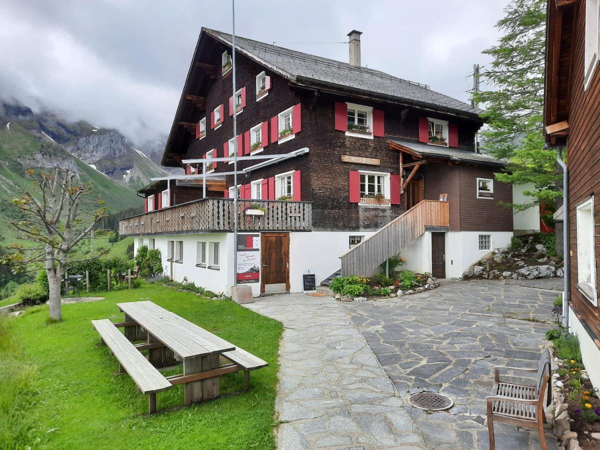 Отель Berggasthaus Gitschenen Изенталь Экстерьер фото