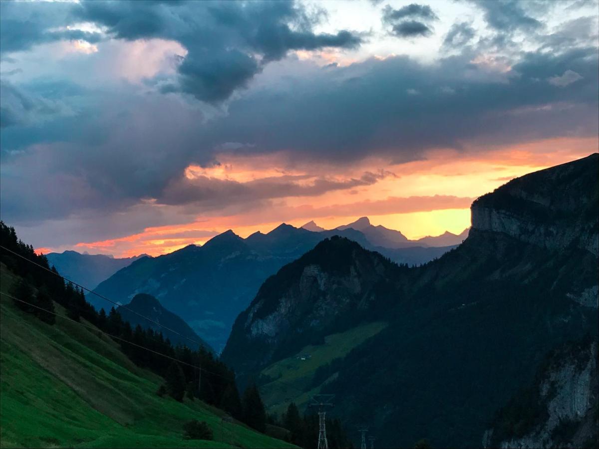 Отель Berggasthaus Gitschenen Изенталь Экстерьер фото
